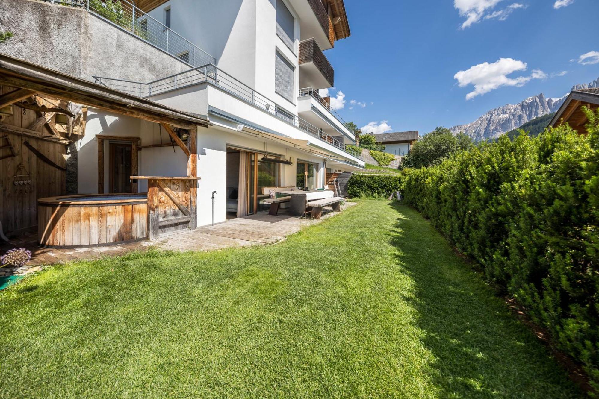Residence Latemarblick Welschnofen Buitenkant foto