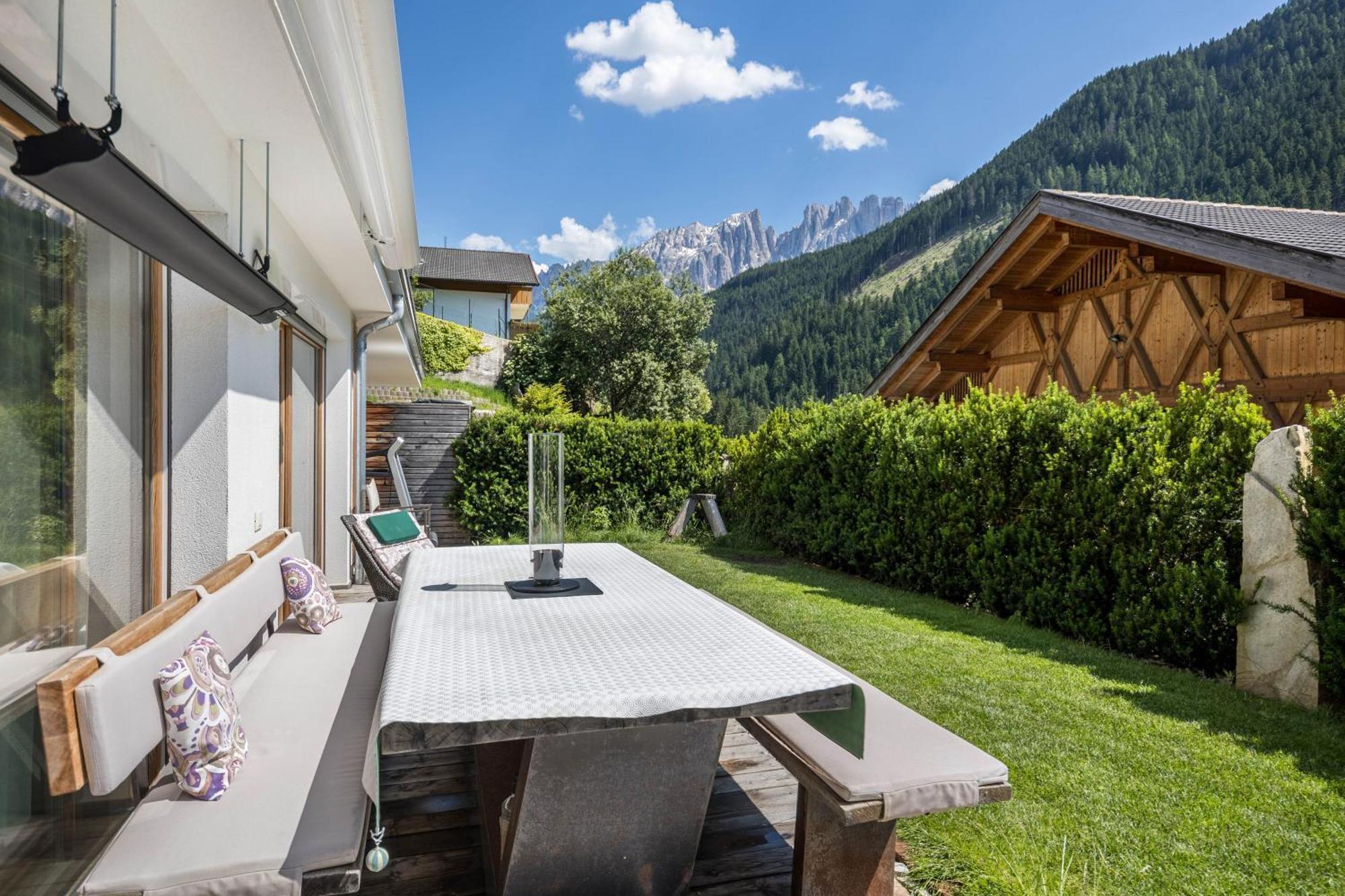 Residence Latemarblick Welschnofen Buitenkant foto